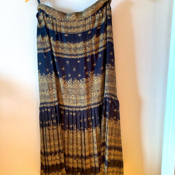 Vintage Perrault top and pleated skirt set - Picture 3 of 6